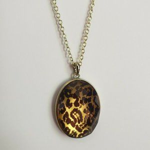 Avon Leopard Cabochon Faceted Pendant Necklace